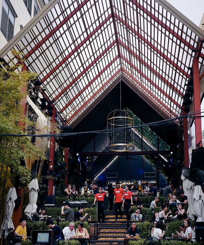 Wildflower Market, Transformation of the North End of the Street